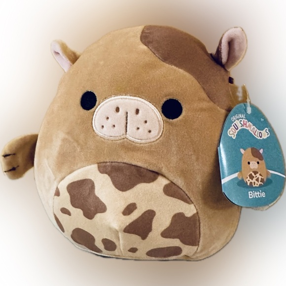 Nwt Bittie the Chocolate Sea Cow 8” Squishmallow - Picture 1 of 6